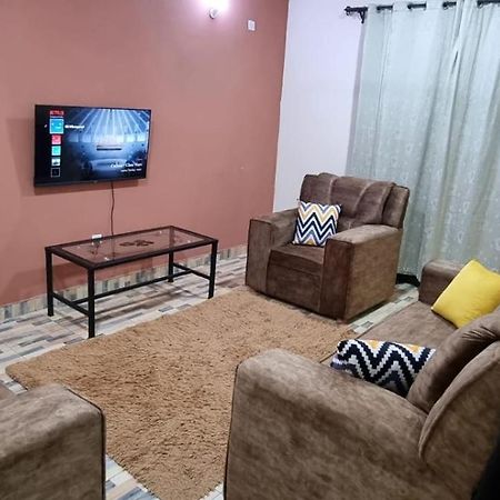 1 Bedroom Fully Furnished Luxurious Apartment Voi Town Экстерьер фото