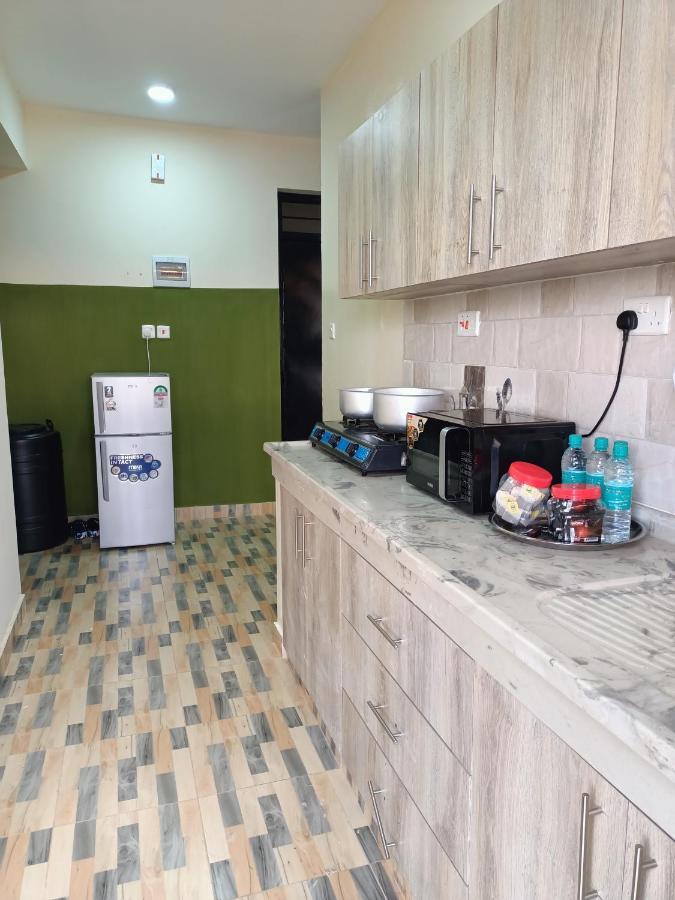 1 Bedroom Fully Furnished Luxurious Apartment Voi Town Экстерьер фото
